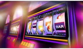 Android mobile device displaying slot pagodagacor APK installation and login screen